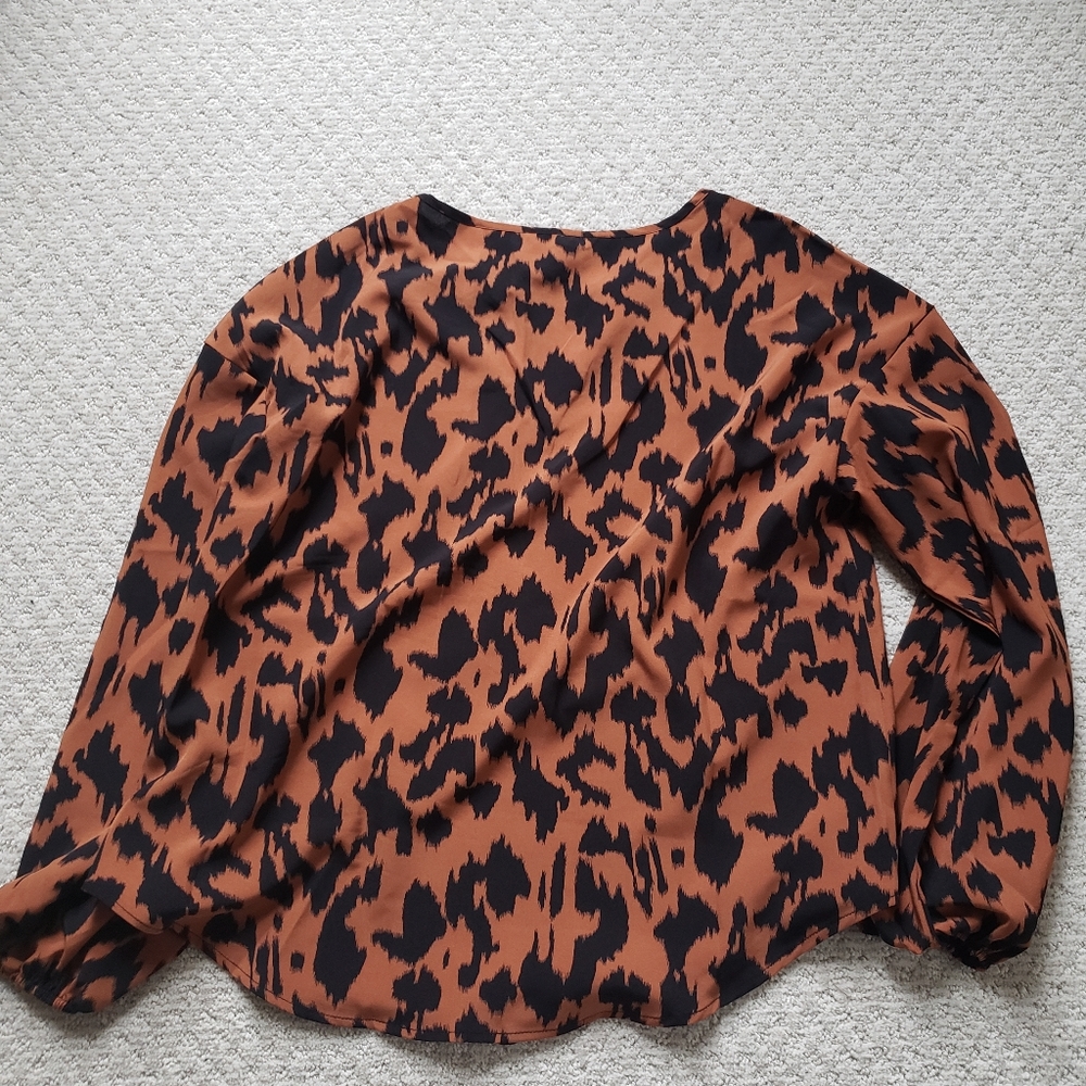 Blouse - Picture 2 of 2